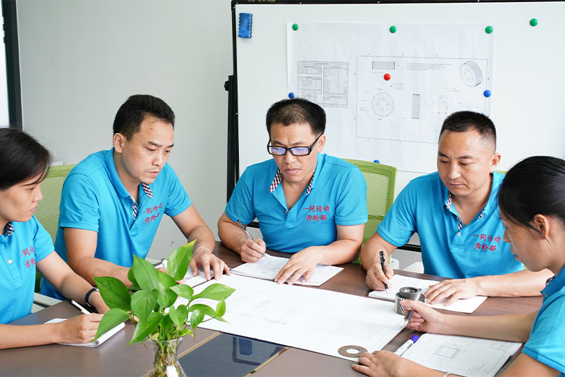 一同齒輪設(shè)計團隊